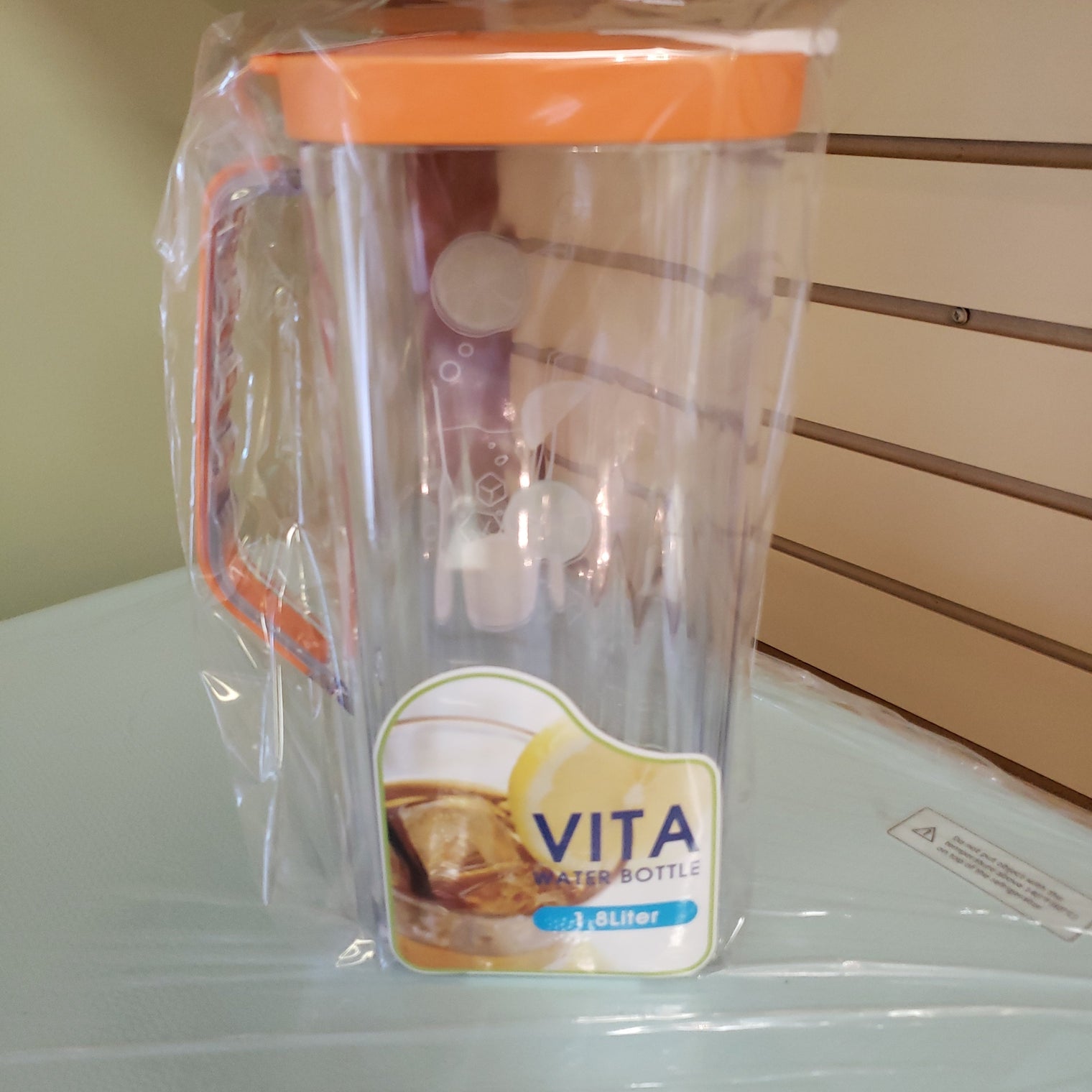 DSH Vita Water Bottle 1.8L