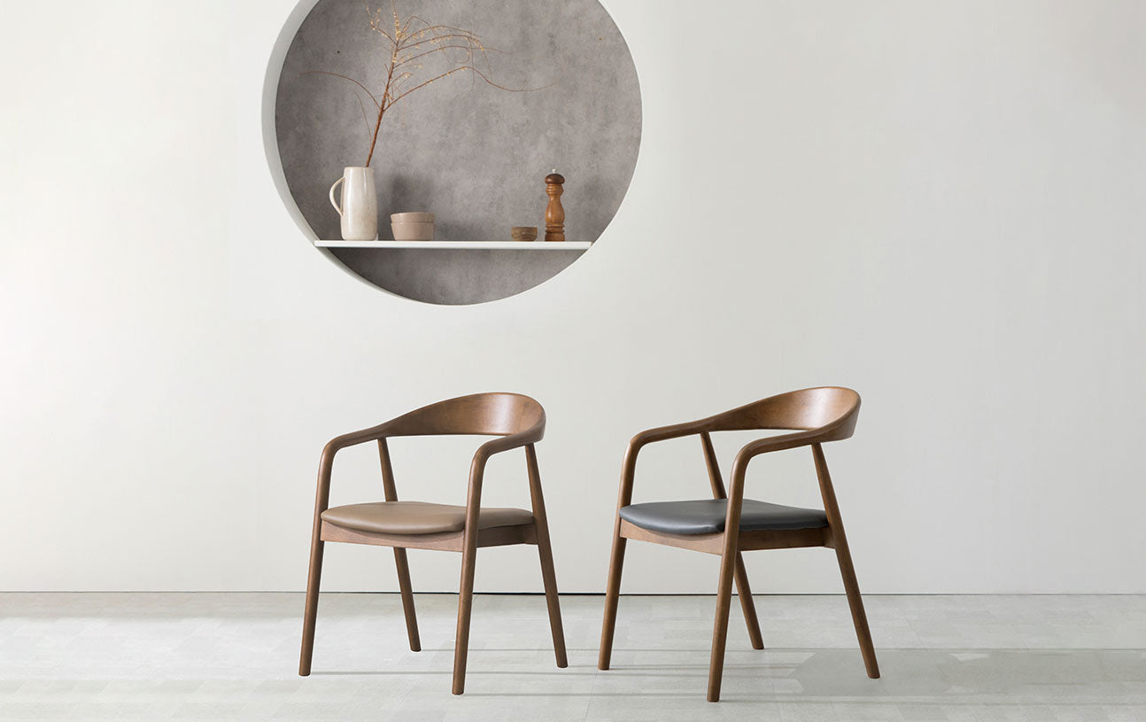 Daniel Chair