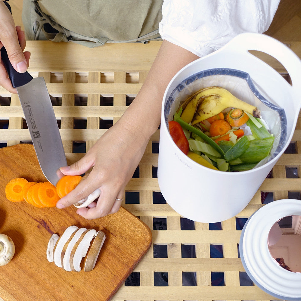 Fludic Vacuum food Waste Bin   플루딕 진공 음식물 쓰레기통 2L